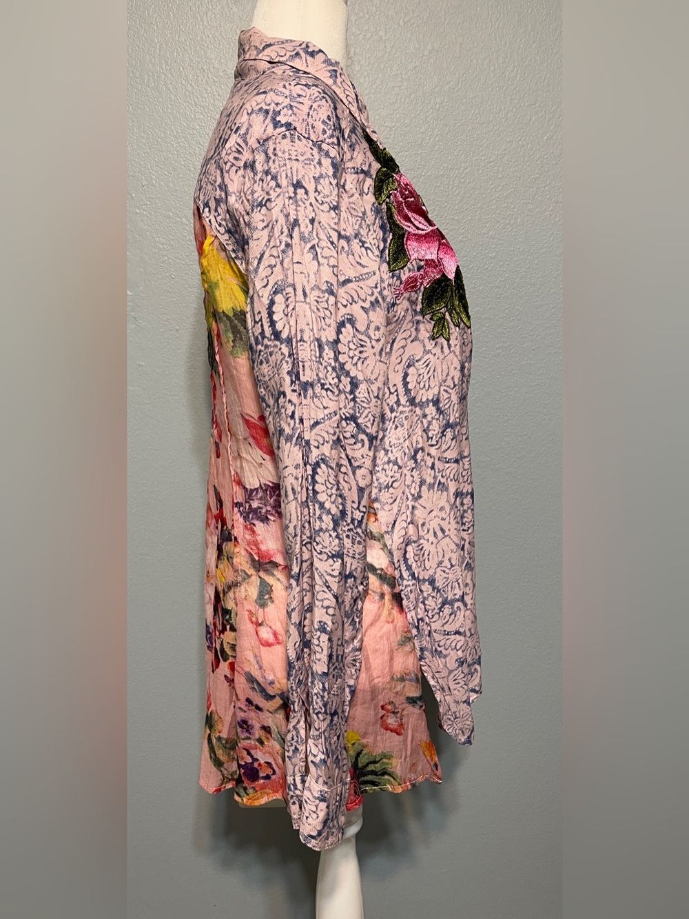 Aratta Silent Journey Embroidered Rose Button Front Tunic Blouse Floral Boho XL - Picture 2 of 11